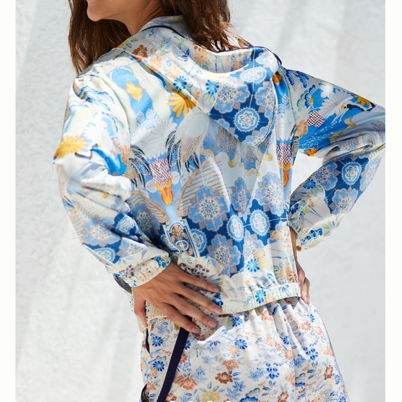 Daily Practice by Anthropologie Postcard Hooded Bomber Jacket Crane Print Sz L - Picture 4 of 16